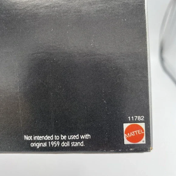 1993 Mattel 35th Anniversary 1959 Reproduction Brunette Barbie #11782 NRFB - Picture 11 of 16